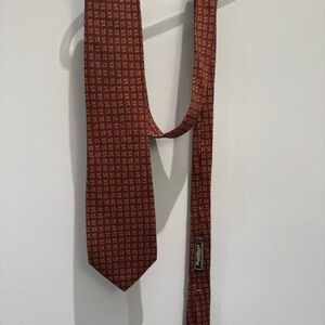 Paul Stuart Burgundy and Gold Designs Tie Made In USA 100% Silk